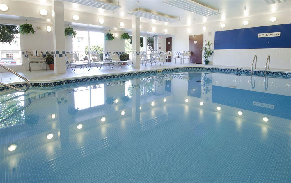 Fairfield Inn & Suites Бомонт Экстерьер фото