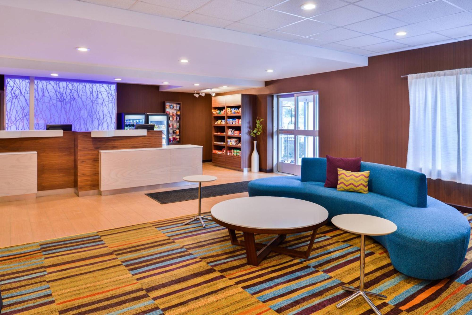 Fairfield Inn & Suites Бомонт Экстерьер фото