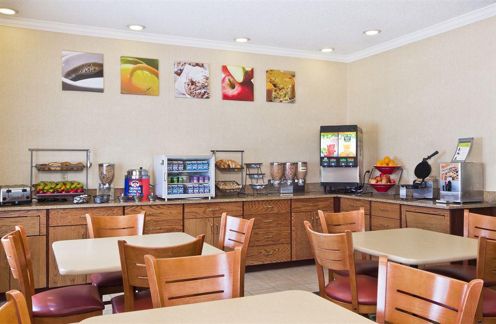 Fairfield Inn & Suites Бомонт Экстерьер фото